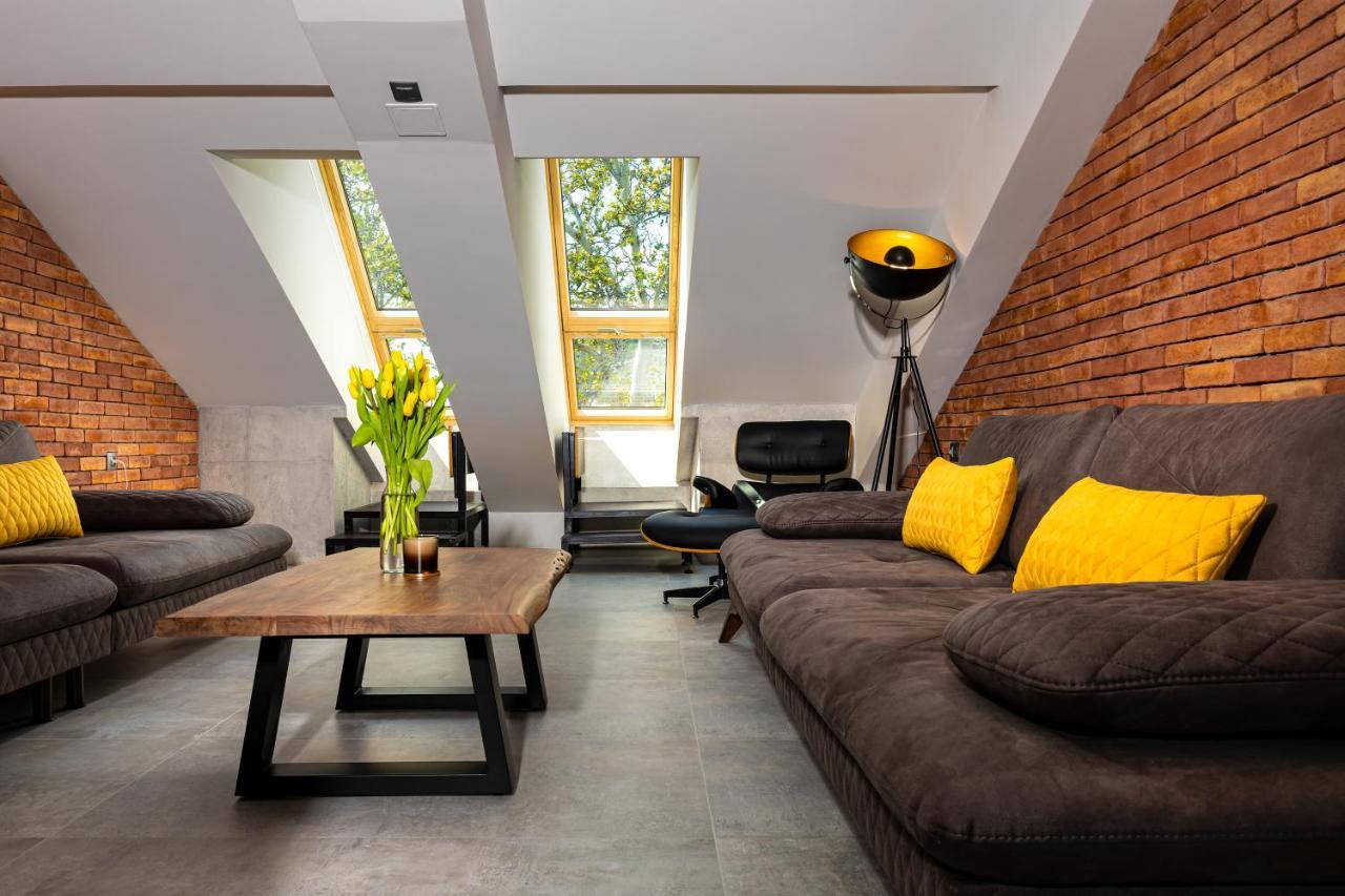 Industrial-Style 2Bd Loft With Parking Spot By Flat Mаnager Appartement Plovdiv Buitenkant foto