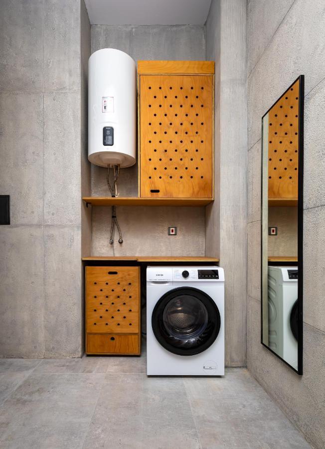 Industrial-Style 2Bd Loft With Parking Spot By Flat Mаnager Appartement Plovdiv Buitenkant foto