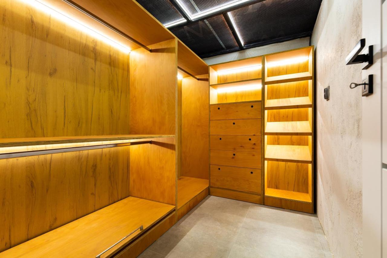 Industrial-Style 2Bd Loft With Parking Spot By Flat Mаnager Appartement Plovdiv Buitenkant foto