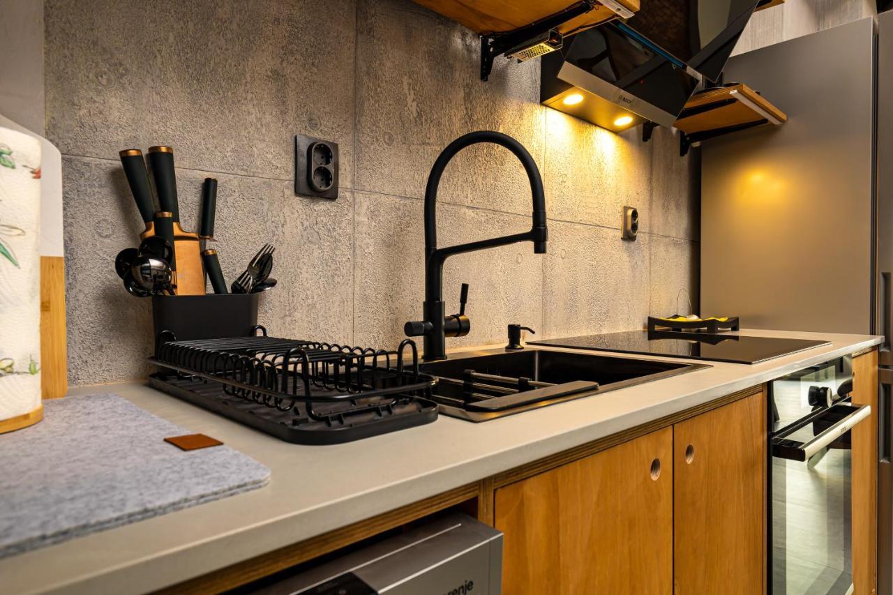 Industrial-Style 2Bd Loft With Parking Spot By Flat Mаnager Appartement Plovdiv Buitenkant foto
