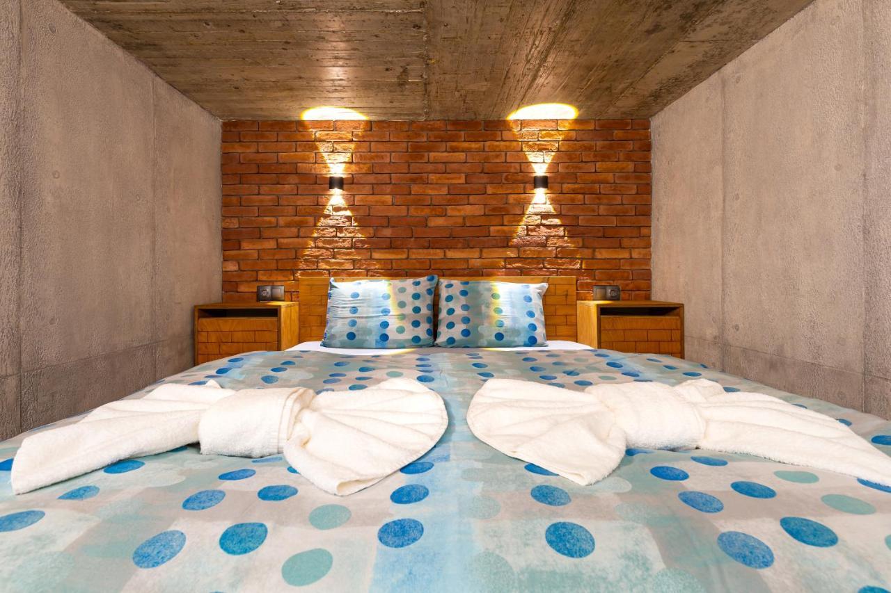 Industrial-Style 2Bd Loft With Parking Spot By Flat Mаnager Appartement Plovdiv Buitenkant foto